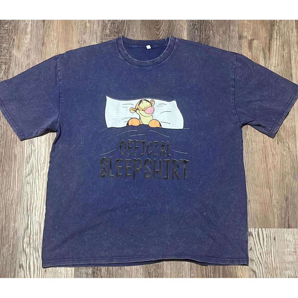 E#695-XXL-cotton 100%, super soft, super comfy, graphic tee